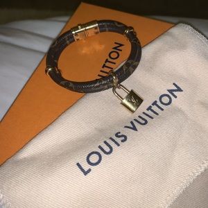 LV bracelet
